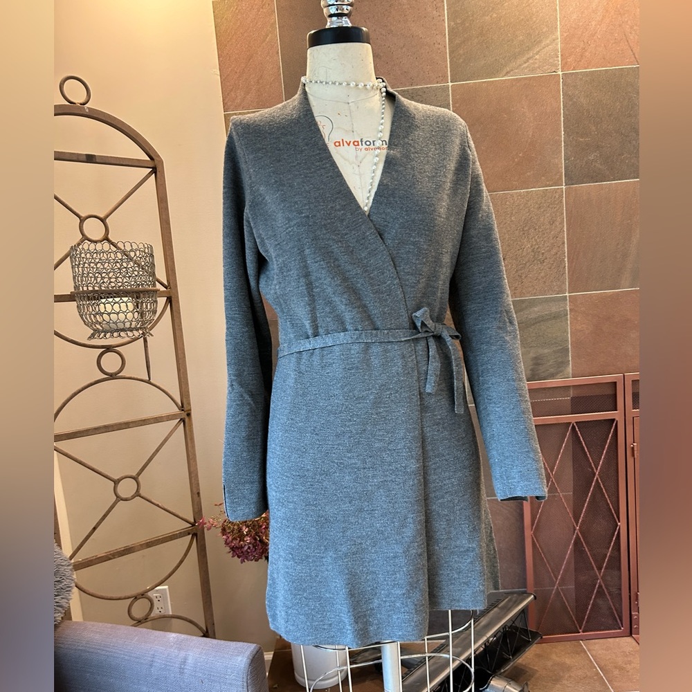 Ann Taylor Loft Cashmere Blend Sweater M